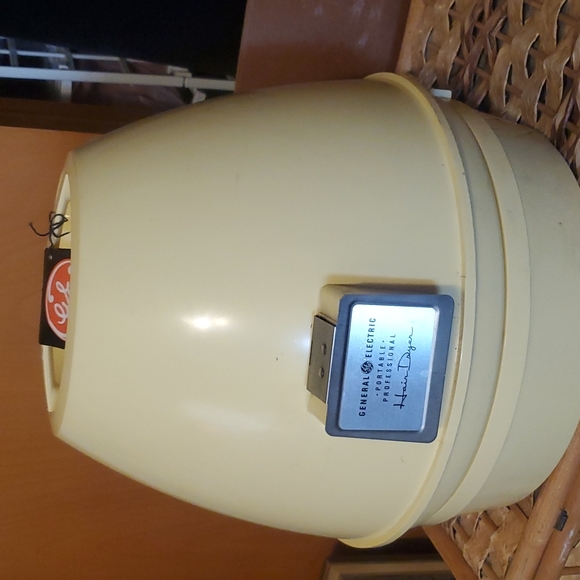 General Electric Accessories - Vintage Hair Dryer